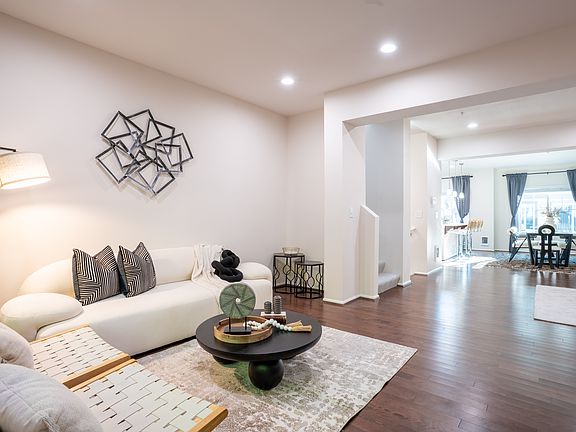 2nd image of 10378 157th Pl NE APT 101
