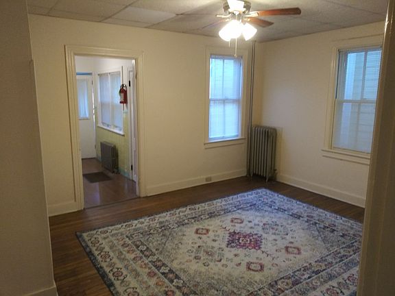 3rd image of 12 Charlton St