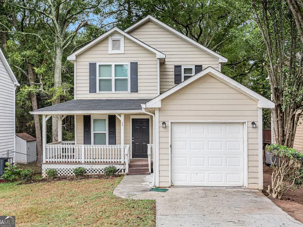 429 Orchard Dr, Stone Mountain, GA 30083