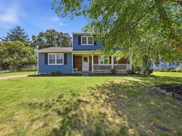 324 Discovery Ln, Egg Harbor Township, NJ 08234