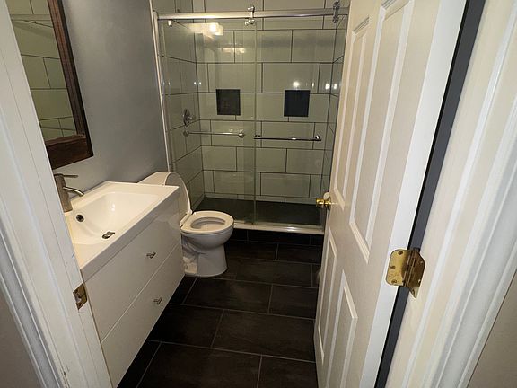 2nd Bathroom