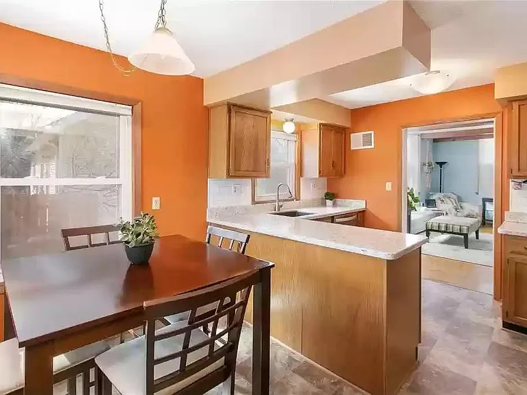 4023 Yosemite Ave S — Photo 11