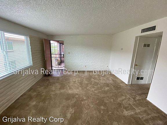 2nd image of 1419 S Woodland Ave #141