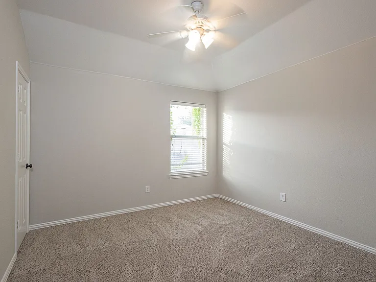 1509 Heron Dr — Photo 20