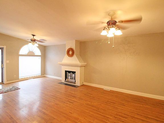 5th image of 2829 Palmer Ave