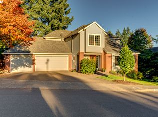 19820 Suncrest Dr, West Linn, OR