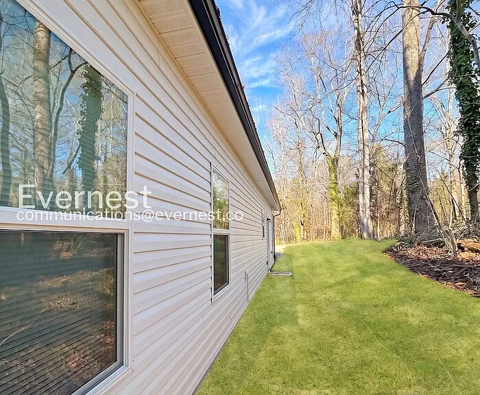 1109 Goldsboro Ave — Photo 9