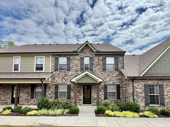 5608 Maples Retreat Dr, Murfreesboro, TN 37127