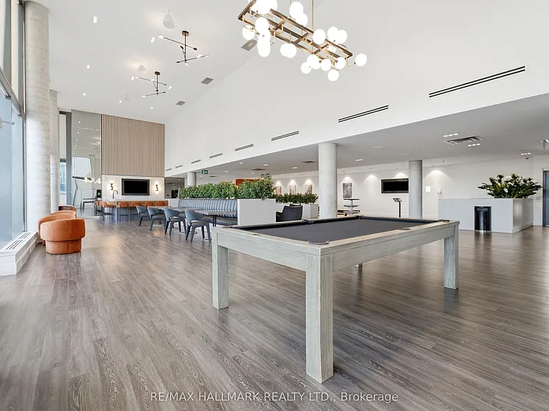 5 Wellington St S #1406 — Photo 29