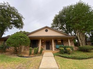202 Inverness Dr, Trophy Club, TX 76262