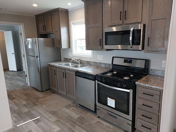 2nd image of 20475 Foster Dr #83