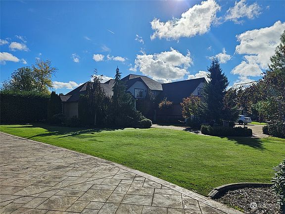 5th image of 26023 13th Avenue Ct E