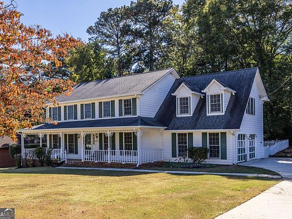 2nd image of 1465 Pounds Rd SW