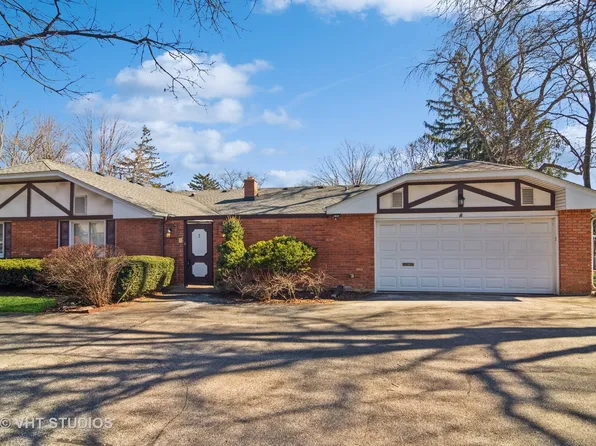 3 Harrogate On Oxford St, Rolling Meadows, IL 60008