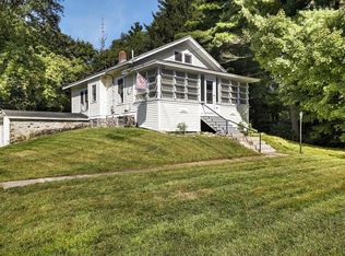 97 Holliston St, Medway, MA 02053