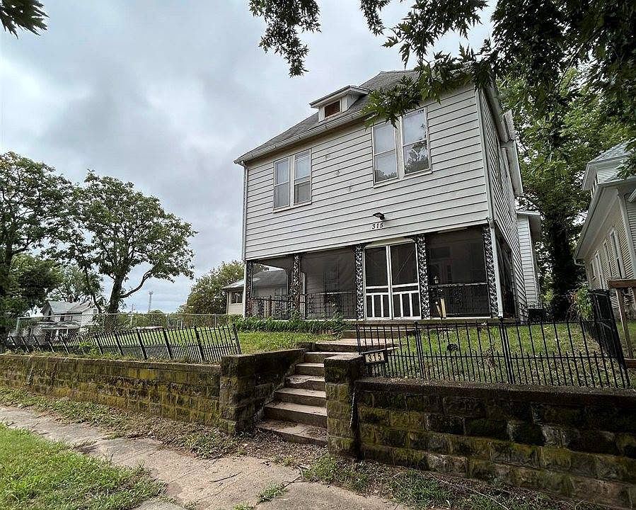 1st image of 315 E Central Ave