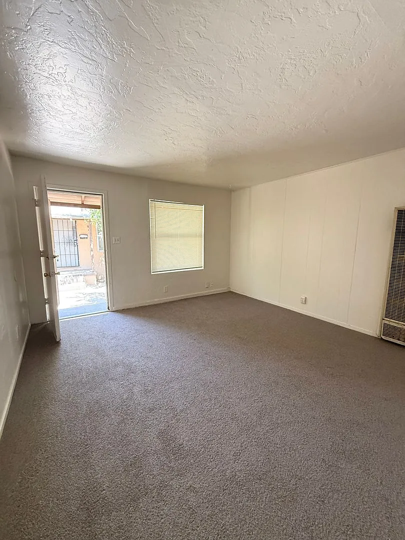 132 - 148 N San Pablo — Photo 3
