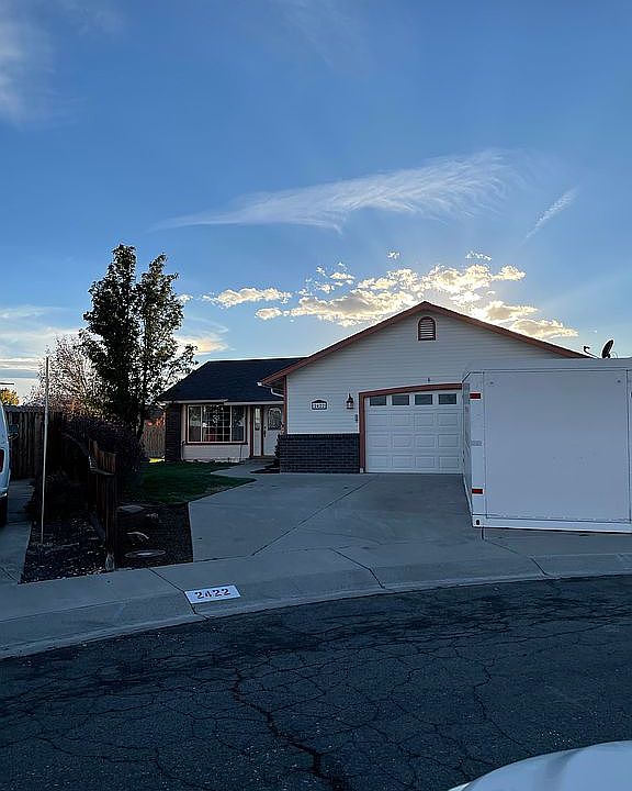 1st image of 2422 Hunterwood Ct