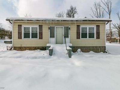 14724 Beechwood Dr, Newbury, OH, 44065
