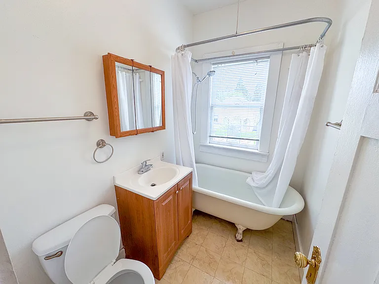 1539 Encinal Ave #6 — Photo 8