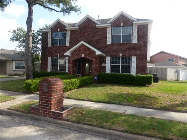 9902 Early Spring Dr, Houston, TX 77064