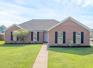 6 Chancellor Pl, Jackson, TN 38305