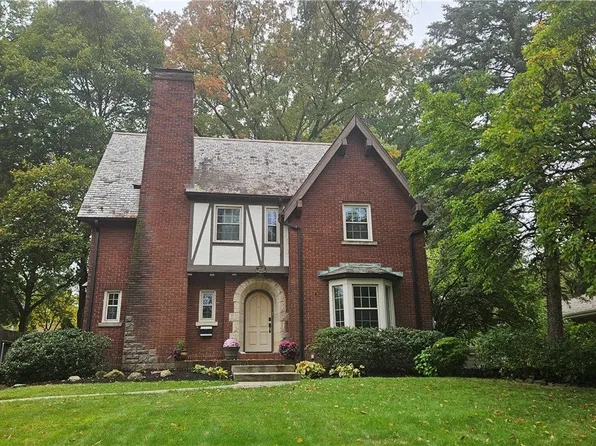 358 Merriman Rd, Akron, OH 44303