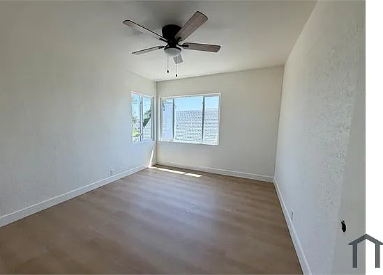 1426 W 83rd St #3 — Photo 5