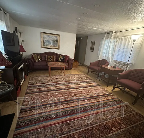 117 Little Acorn Cv — Photo 3