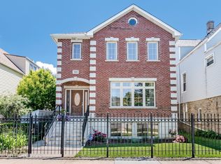 3909 N Bernard St, Chicago, IL 60618