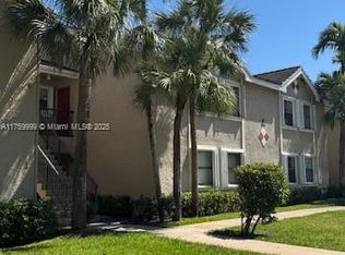 9609 Riverside Dr APT B9, Coral Springs, FL 33071