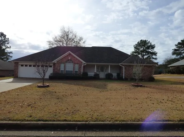 600 Oakview Dr, Nacogdoches, TX 75965