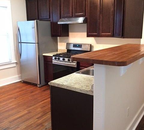 3rd image of 4601 Avenue Q 1/2