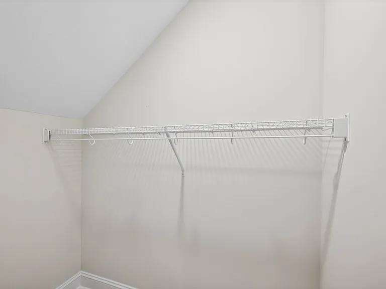 1437 Citadel Dr — Photo 23