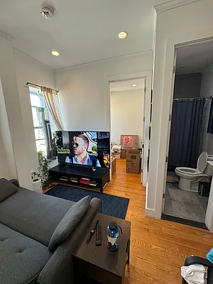 Rented by Owner | media 10