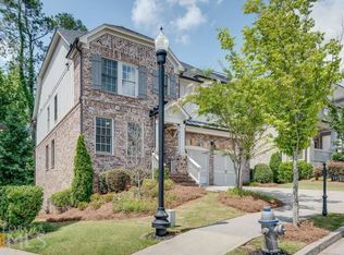 11785 Stratham Dr, Alpharetta, GA 30009