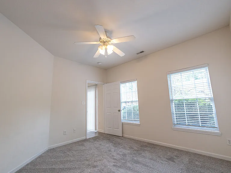 Forest Ridge — Photo 51