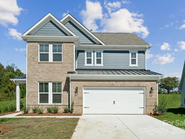 4030 Caymen Bay Ct, Tega Cay, SC 29708