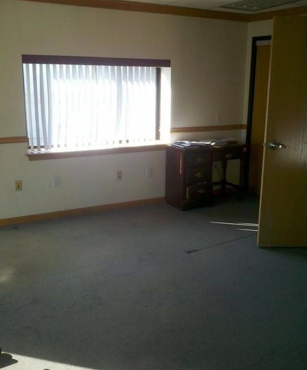 2nd image of 35 Spalding St #2