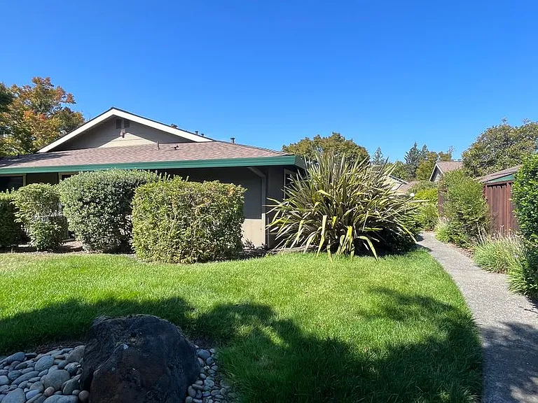 6164 Country Club Dr — Photo 19