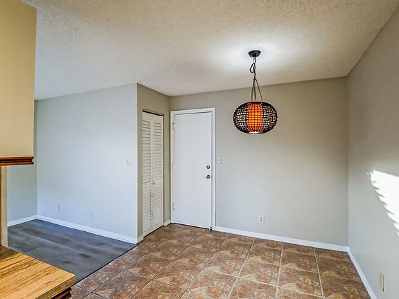 5th image of 7686 NW 21st Ct