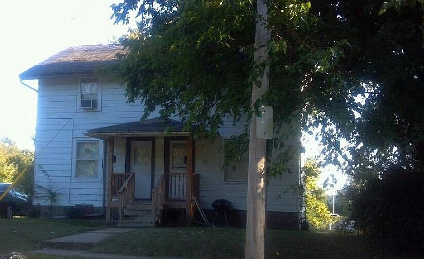 1st image of 2257 19th Ave