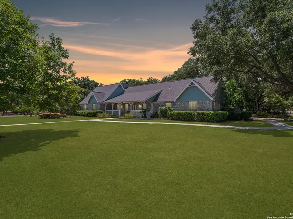 3308 TRIPLE MDWS, China Grove, TX 78263