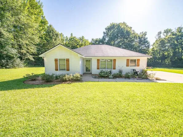 187 Waverly Cir, Waverly Hall, GA 31831