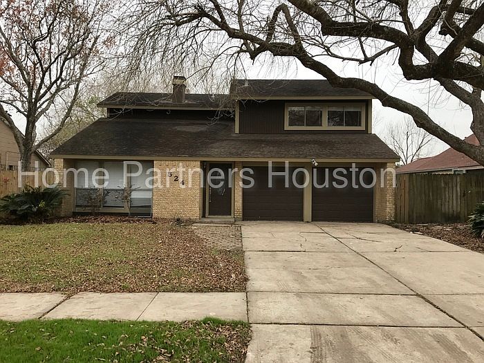 1st image of 524 Gleneagles Dr