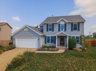3324 Summerview Ln, Bloomington, IL