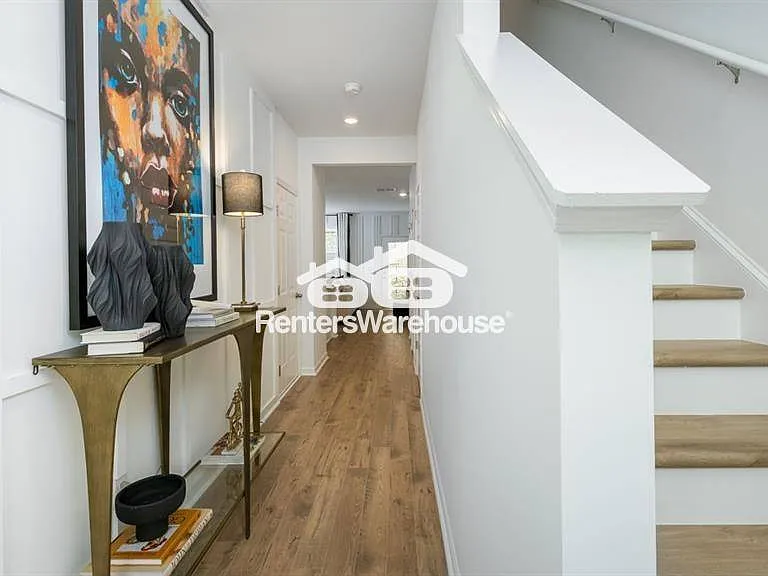 1392 Sweetshrub Pl NW — Photo 2