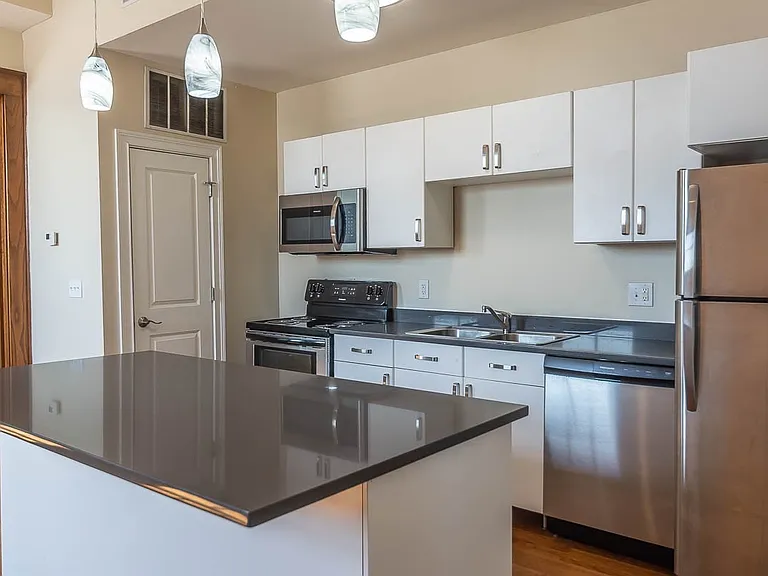 Oddfellows Apartments — Photo 45