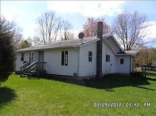 2nd image of 2852 6th St