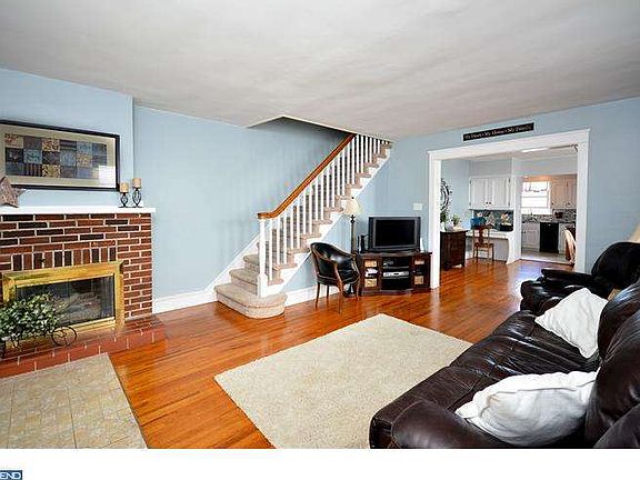 5th image of 265 Highland Ave